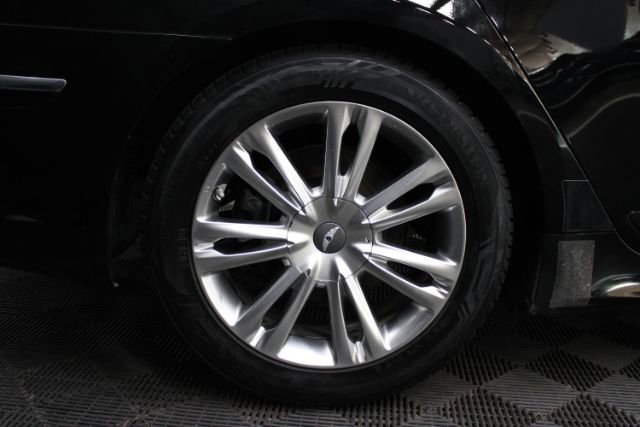 Used 2014 Hyundai Genesis 3.8 w/ Technology Package 03 RWD image 5