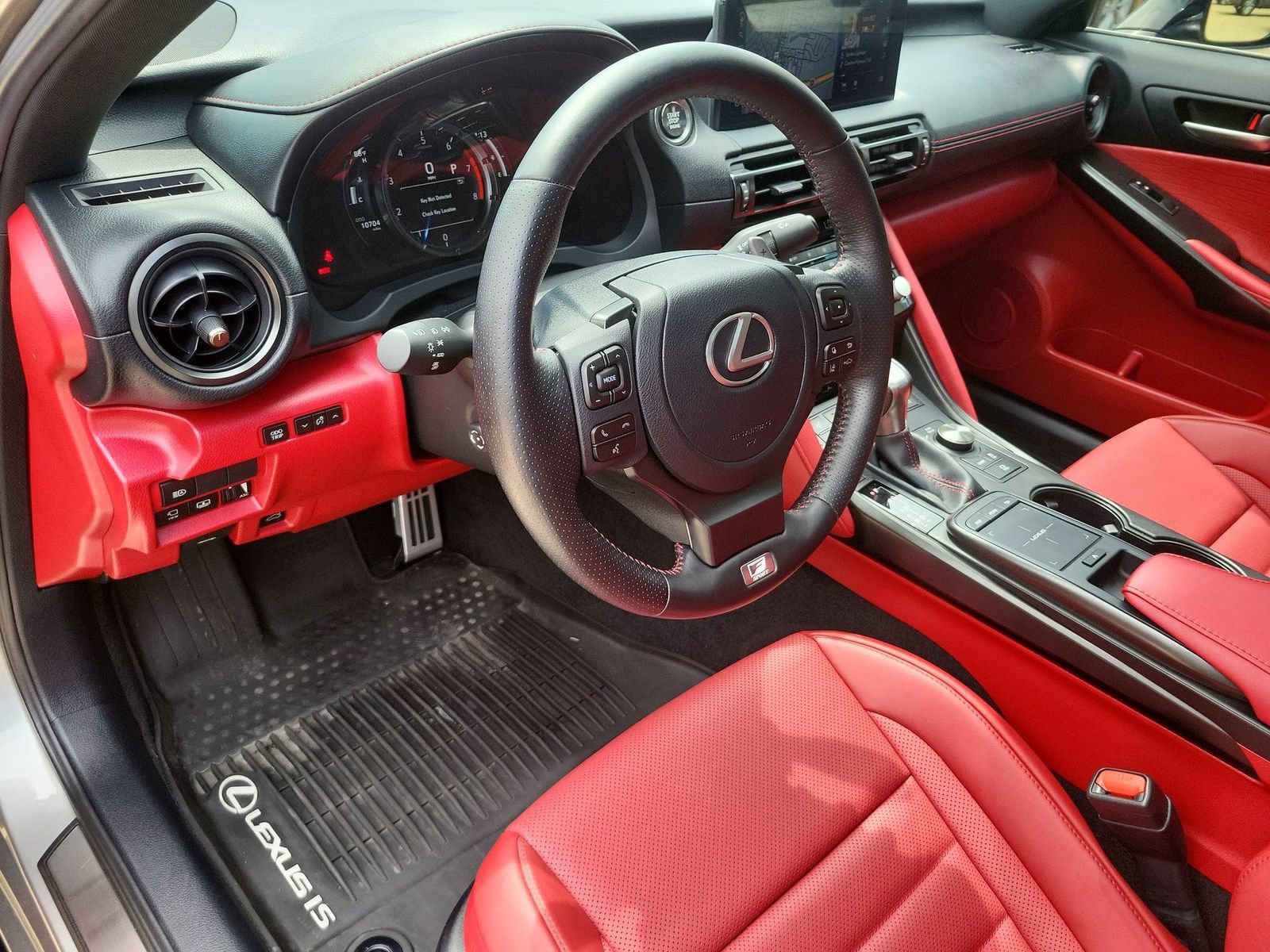 Used 2023 Lexus IS 350 F Sport RWD image 10