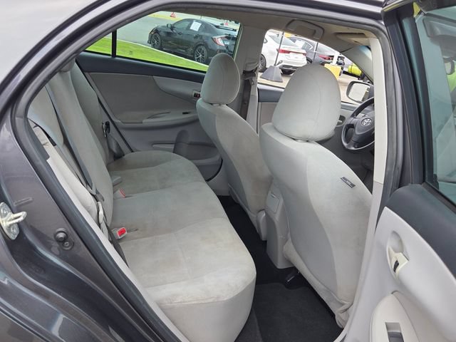 Used 2013 Toyota Corolla L FWD image 14