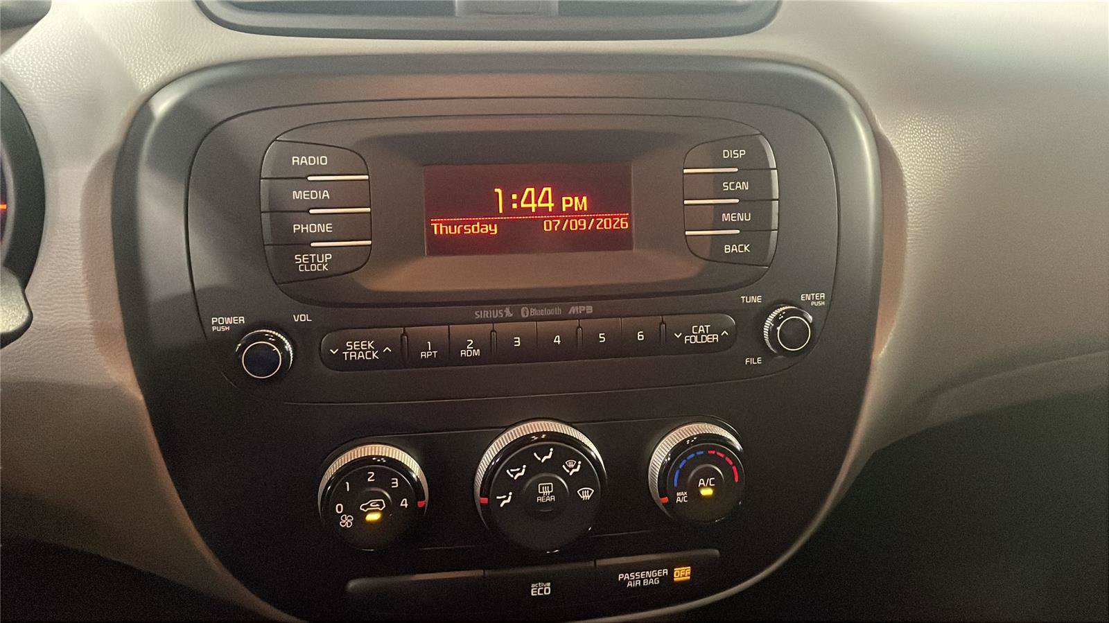 Used 2015 Kia Soul + FWD image 16