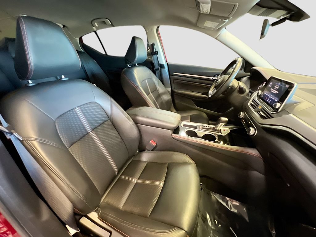Used 2023 Nissan Altima 2.5 SR FWD image 25