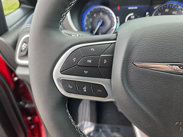 New 2026 Chrysler Pacifica Select FWD image 26