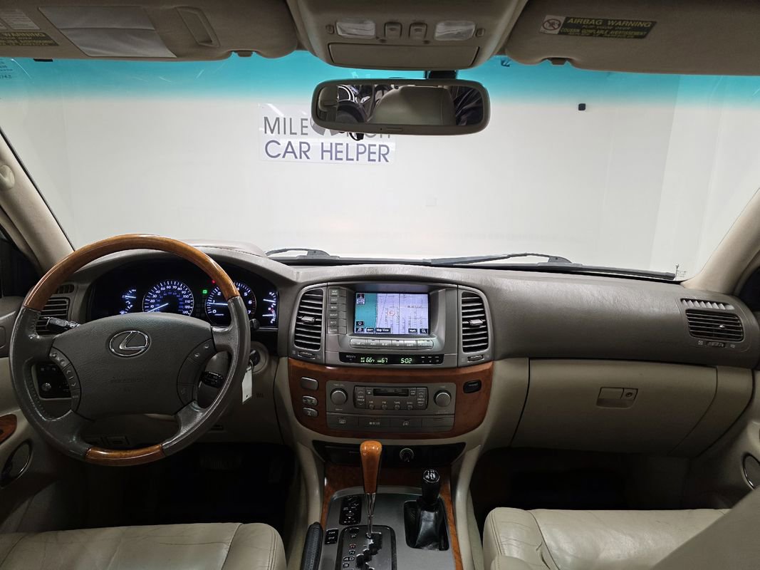 Used 2004 Lexus LX 470 4WD image 16