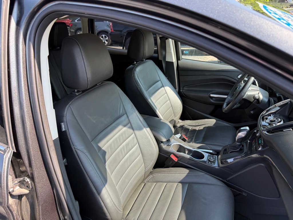 Used 2015 Ford Escape Titanium image 58