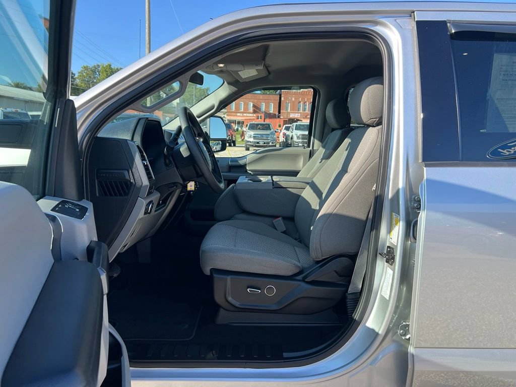 Used 2019 Ford F250 XLT w/ XLT Premium Package AWD/4WD image 13