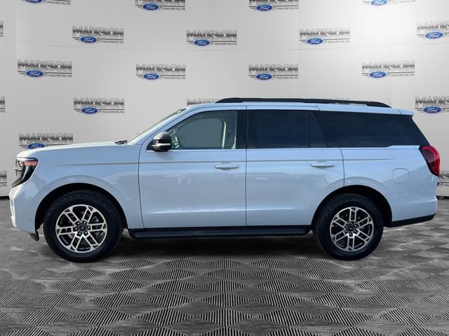 Certified 2025 Ford Expedition Active image 2