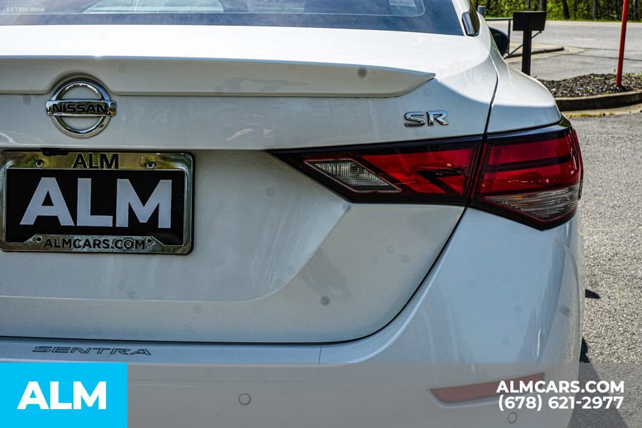 Used 2023 Nissan Sentra SR w/ SR Premium Package image 17