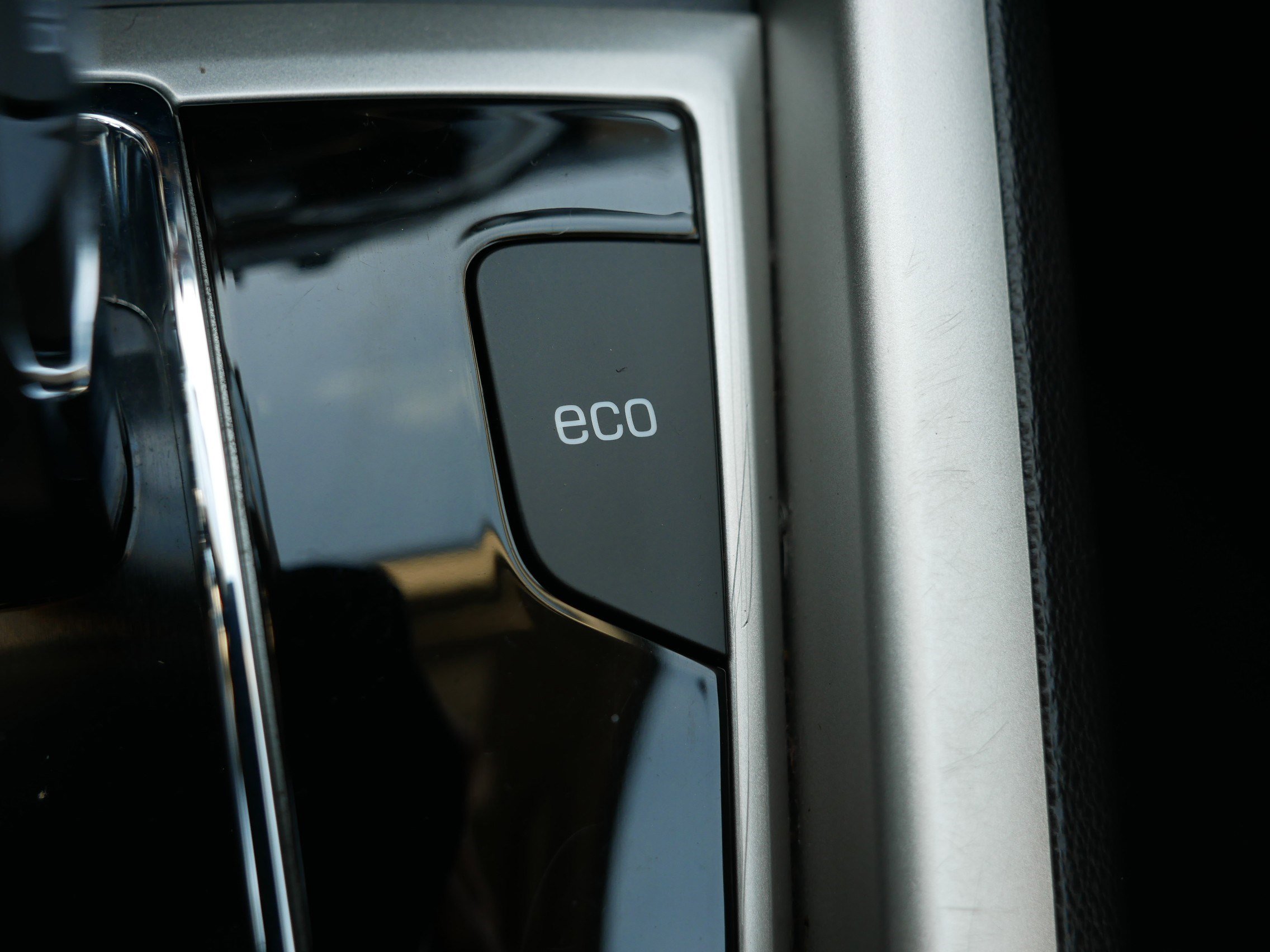 Used 2012 Chevrolet Captiva Sport LT w/ Convenience Package image 28