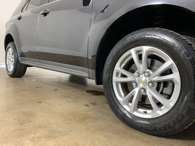 Used 2017 Chevrolet Equinox LT w/ Convenience Package image 6