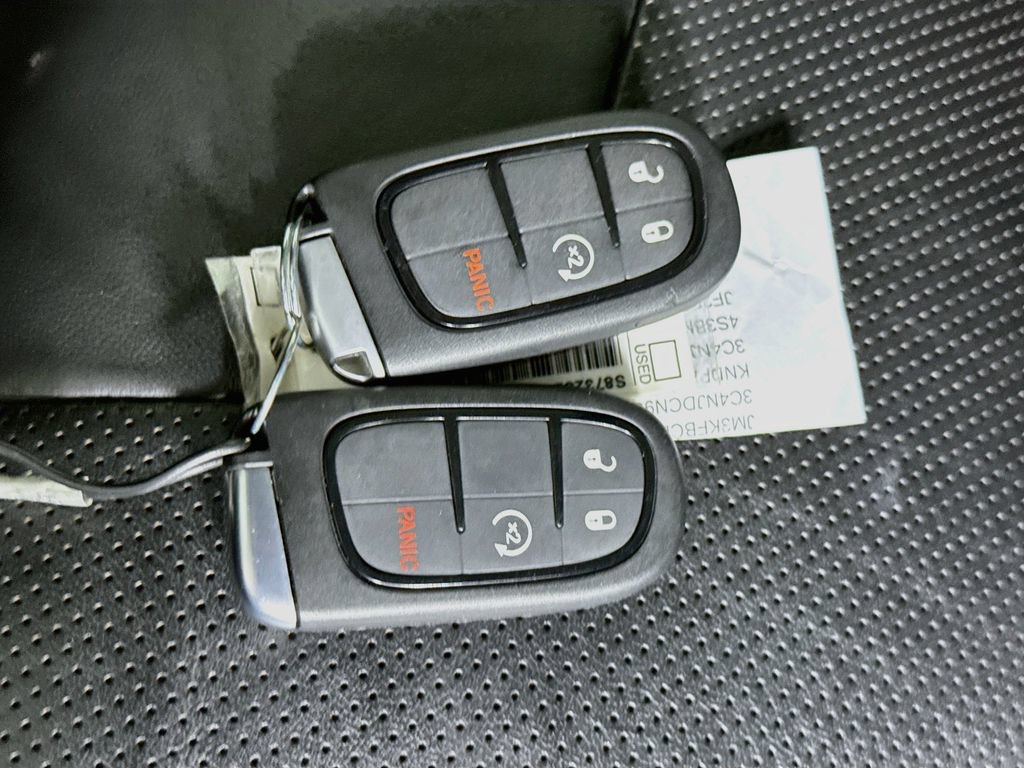 Used 2021 Jeep Cherokee Latitude Lux 80th Anniv w/ Quick Order Package 26U 80TH AWD/4WD image 33