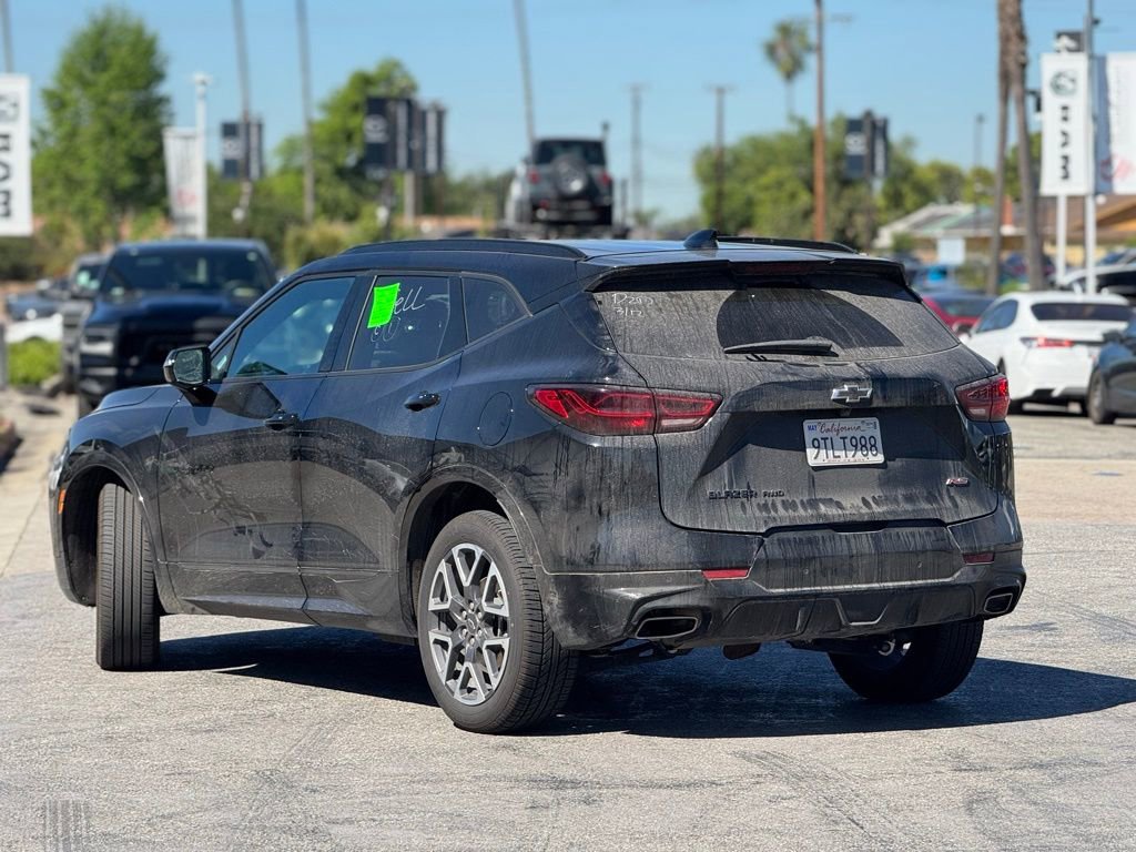 Used 2025 Chevrolet Blazer RS image 2