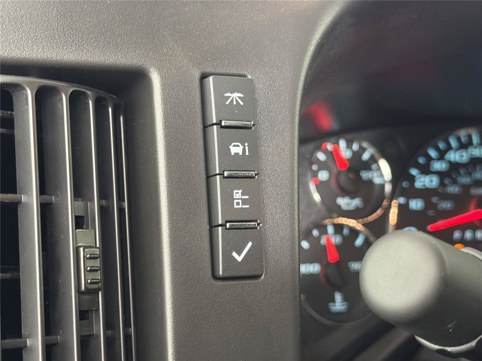 New 2026 GMC Savana 3500 Extended w/ Driver Convenience Package RWD image 30