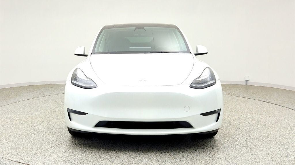 Used 2023 Tesla Model Y Long Range AWD/4WD image 2
