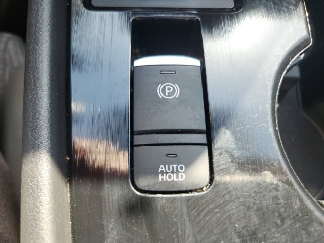 Used 2021 Nissan Rogue SV FWD image 28