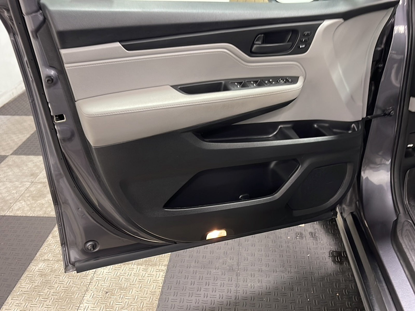 Used 2020 Honda Odyssey EX-L image 14
