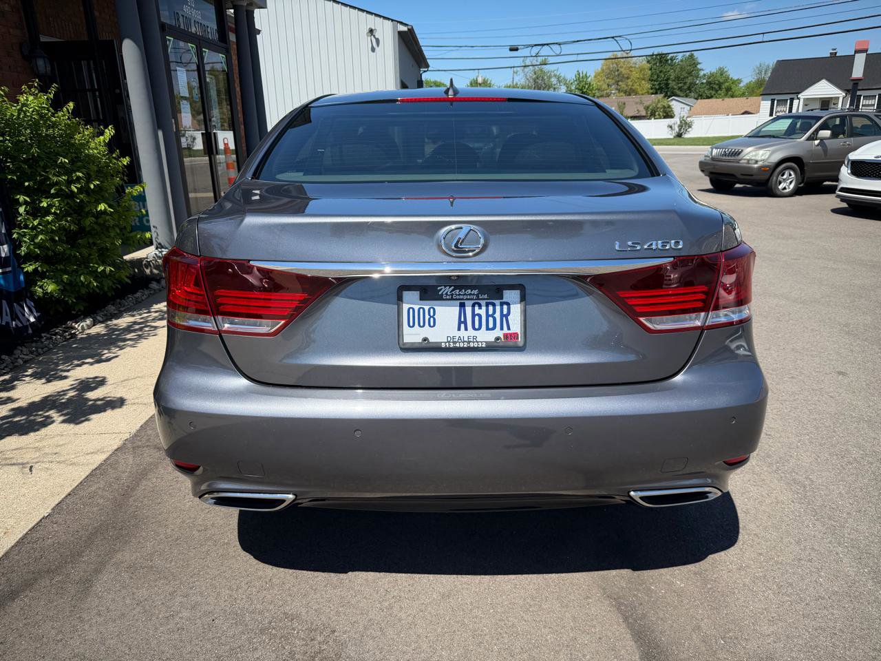 Used 2016 Lexus LS 460 Luxury w/ Comfort Package image 3
