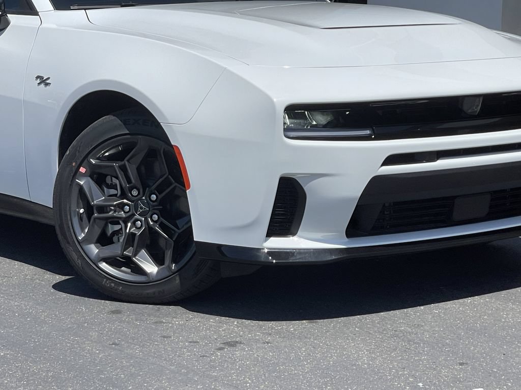 New 2026 Dodge Charger R/T w/ Blacktop Package AWD/4WD image 4