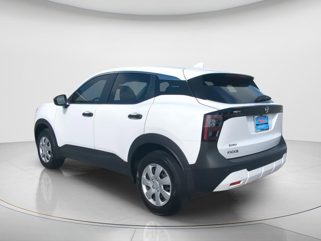 Certified 2025 Nissan Kicks S image 6