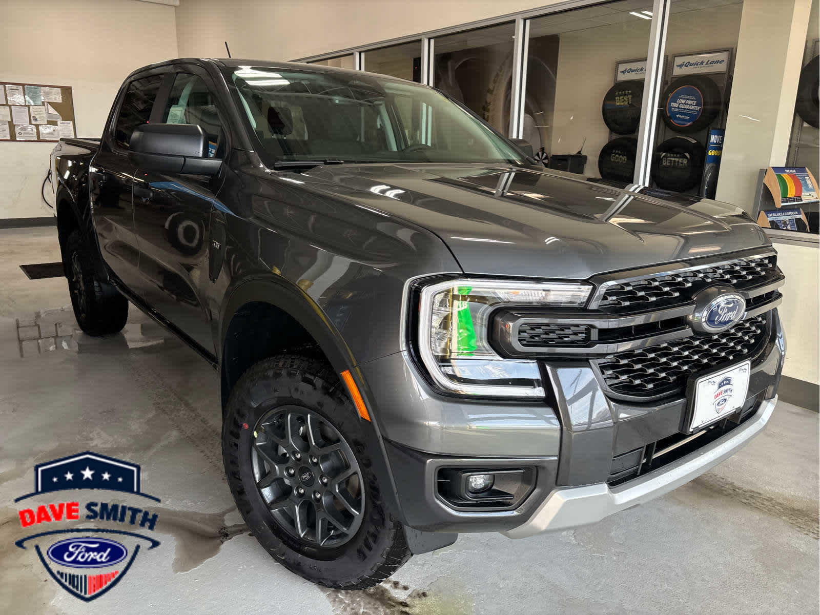 New 2025 Ford Ranger XLT w/ FX4 Off-Road Package