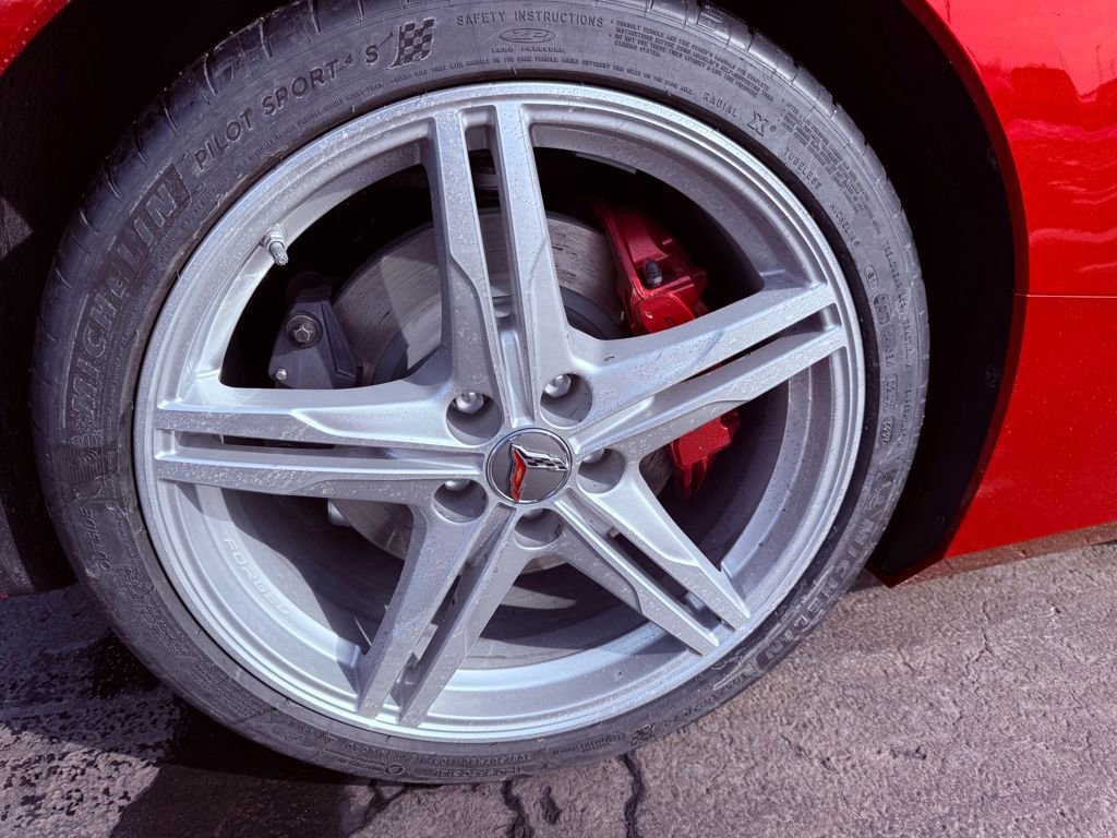 New 2026 Chevrolet Corvette Stingray Convertible w/ Z51 Performance Package image 7