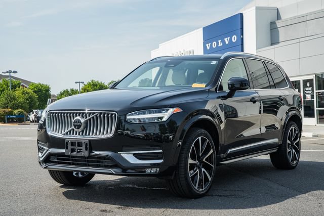 Certified 2023 Volvo XC90 B6 Plus w/ Protection Package Premier AWD/4WD image 3