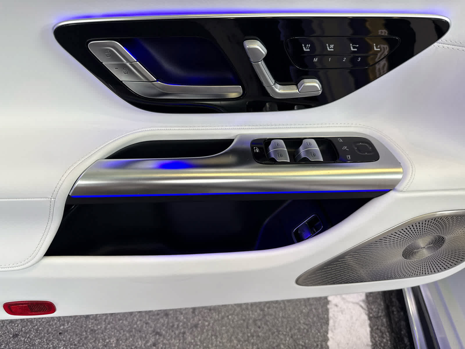New 2026 Mercedes-Benz Maybach SL 680 image 15