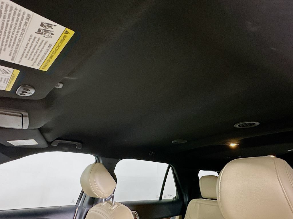 Used 2017 Ford Explorer Limited FWD image 11