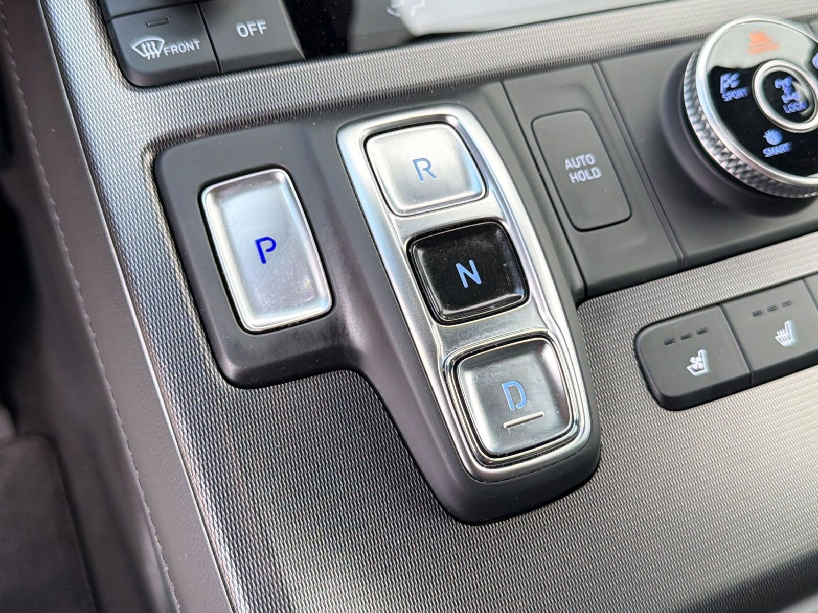 Used 2024 Hyundai Palisade Calligraphy image 19