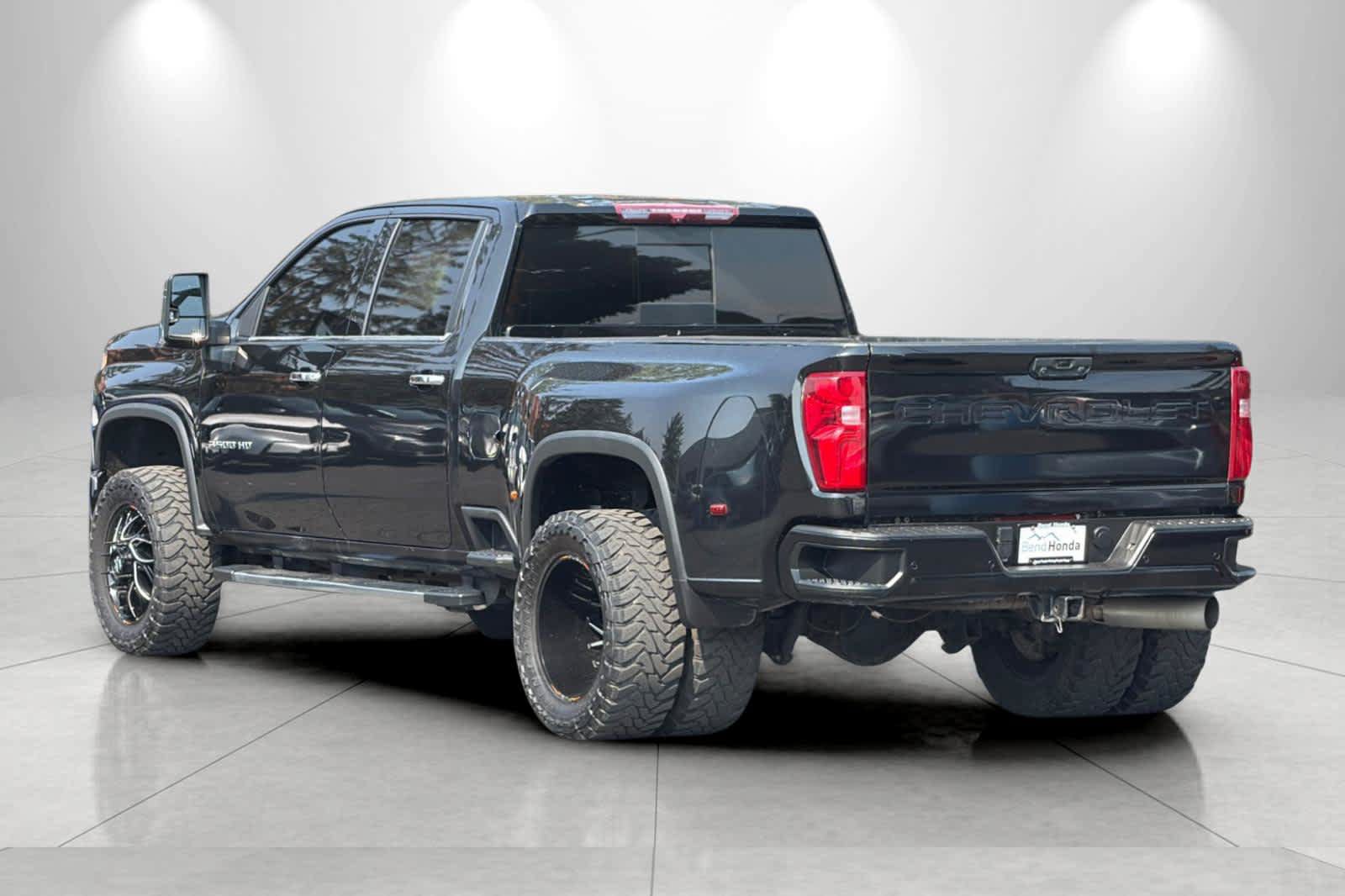 Used 2021 Chevrolet Silverado 3500 High Country w/ Safety Package II AWD/4WD image 6