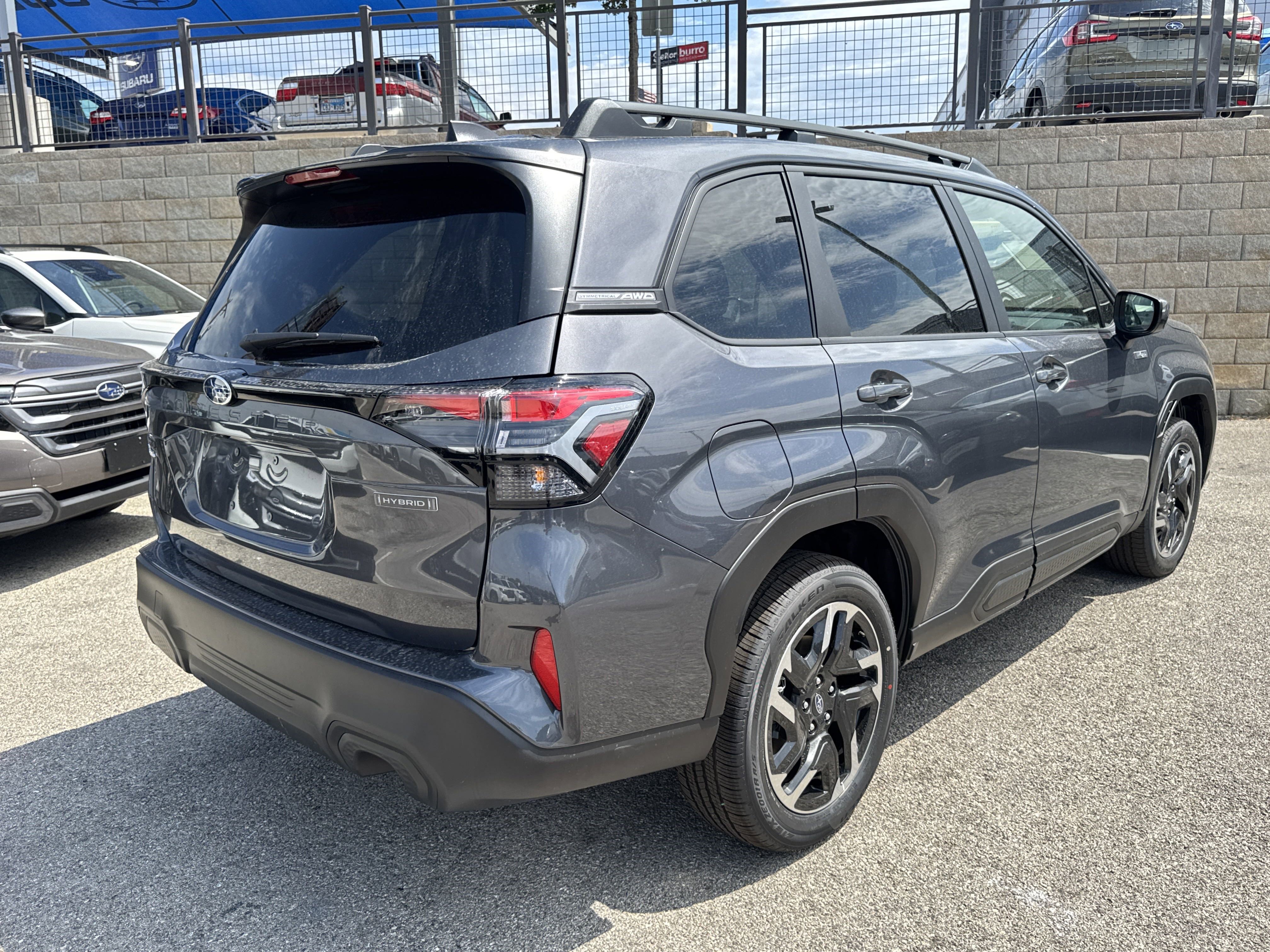 New 2025 Subaru Forester Premium image 3