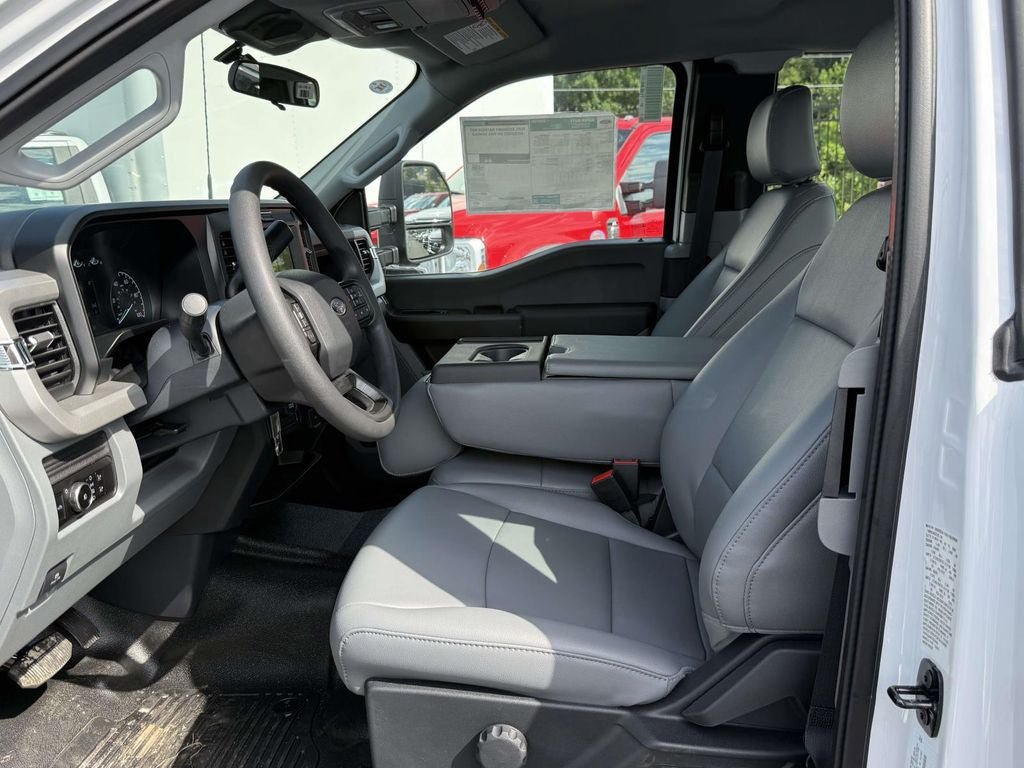 New 2026 Ford F250 XL w/ XL Chrome Package RWD image 10