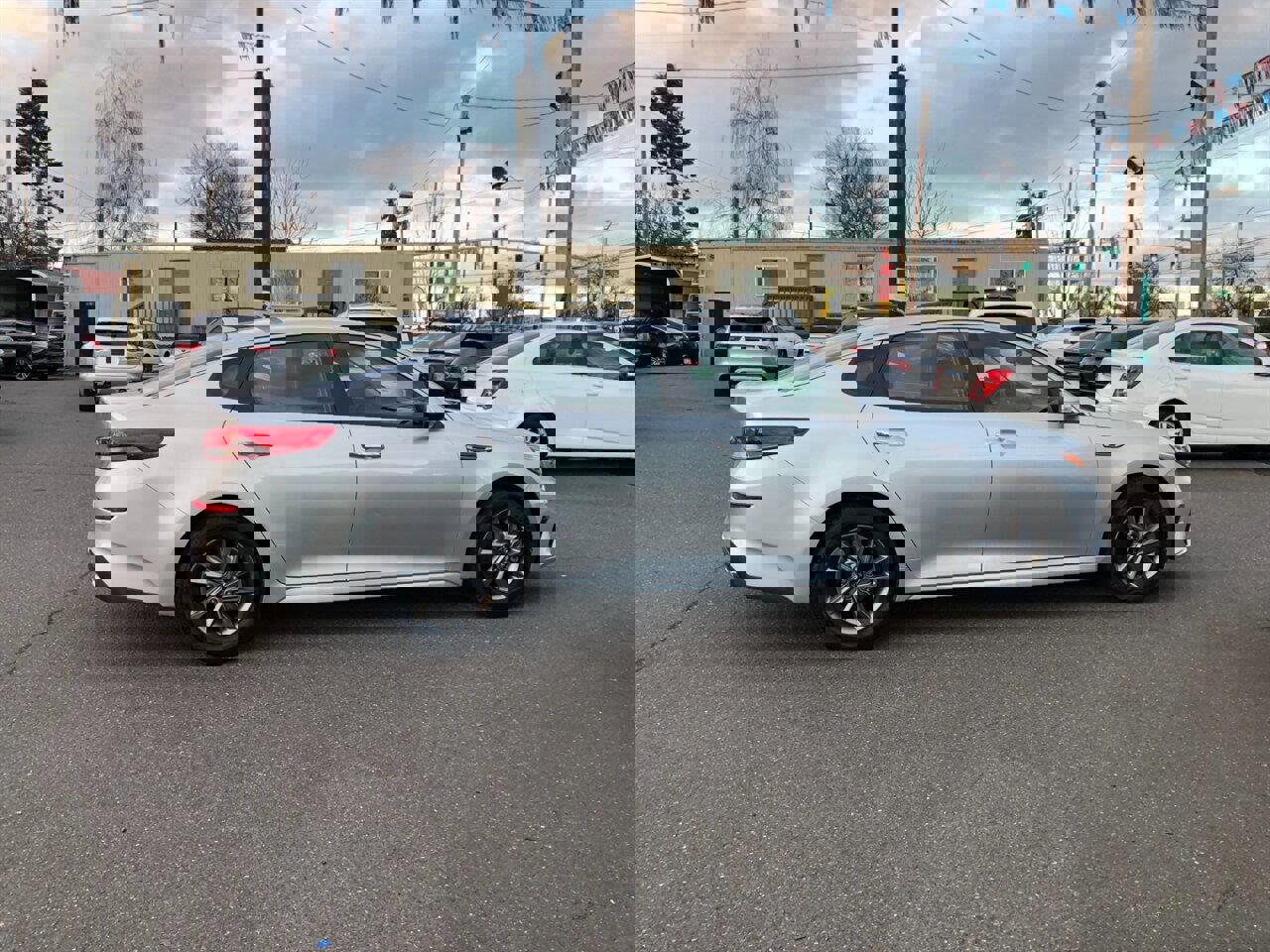 Used 2019 Kia Optima LX image 2