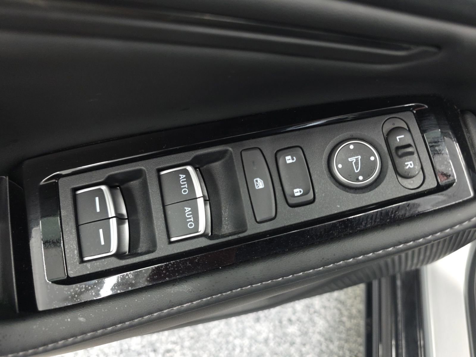 Used 2024 Honda Accord Touring image 21