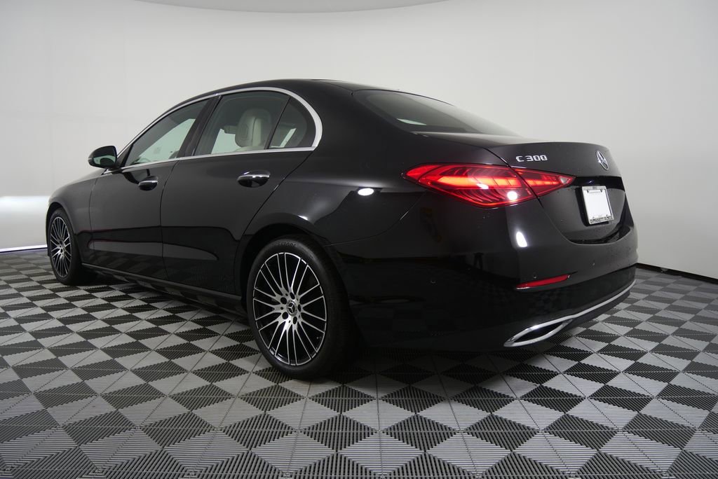 Used 2023 Mercedes-Benz C 300 Sedan image 5