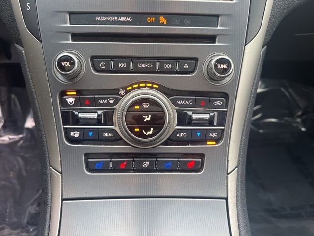 Used 2017 Lincoln MKZ Reserve w/ Climate Package image 24