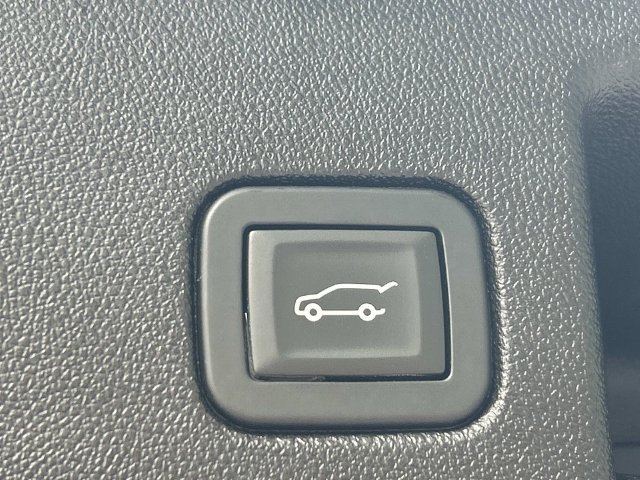 Used 2019 Chevrolet Equinox LT FWD image 15