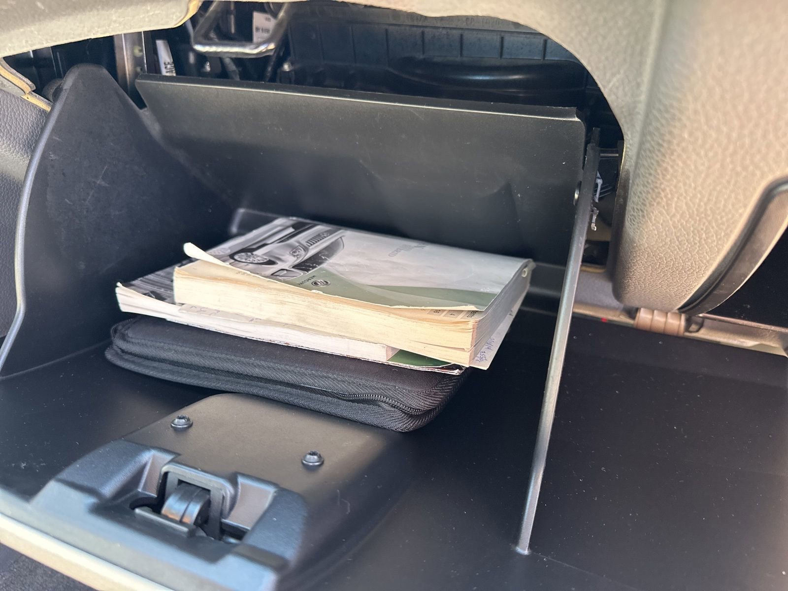 Used 2010 Mercury Milan Hybrid image 35