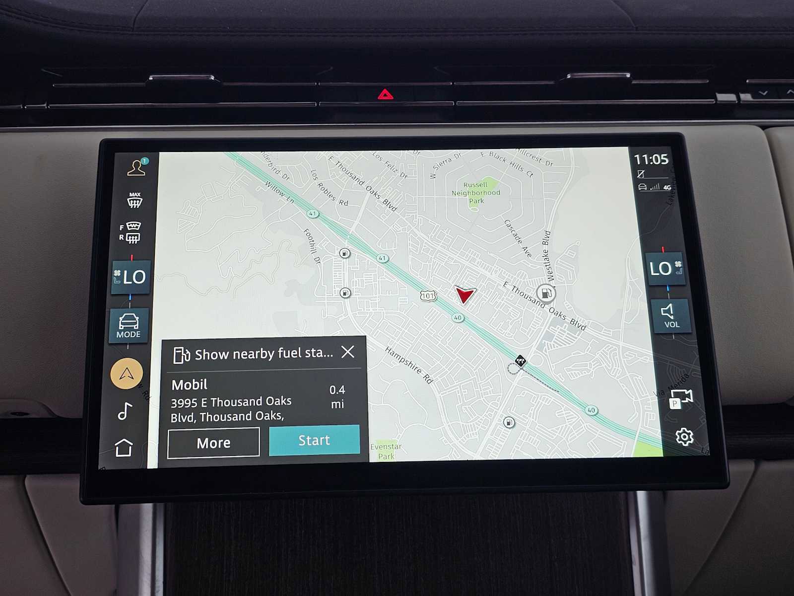 Used 2024 Land Rover Range Rover SE AWD/4WD image 25