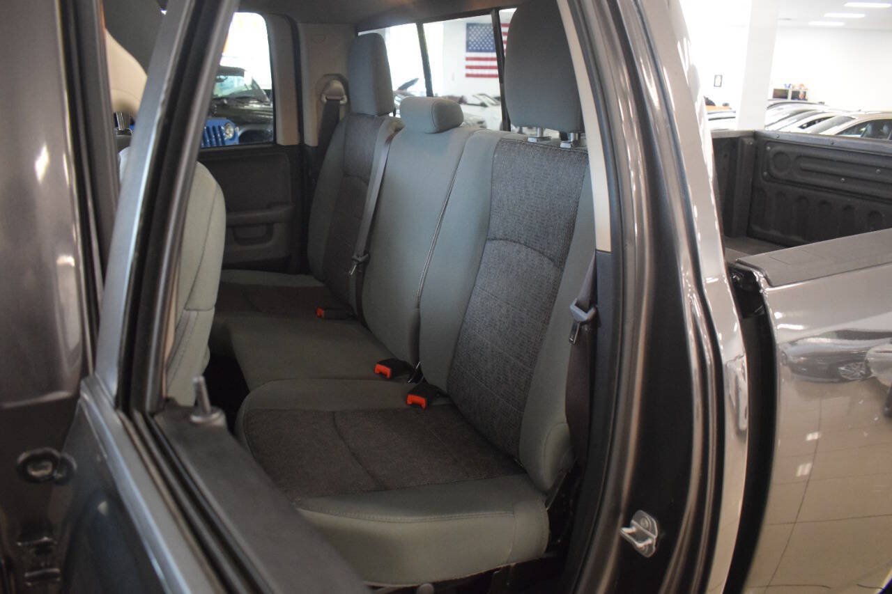 Used 2015 RAM 1500 Big Horn AWD/4WD image 39