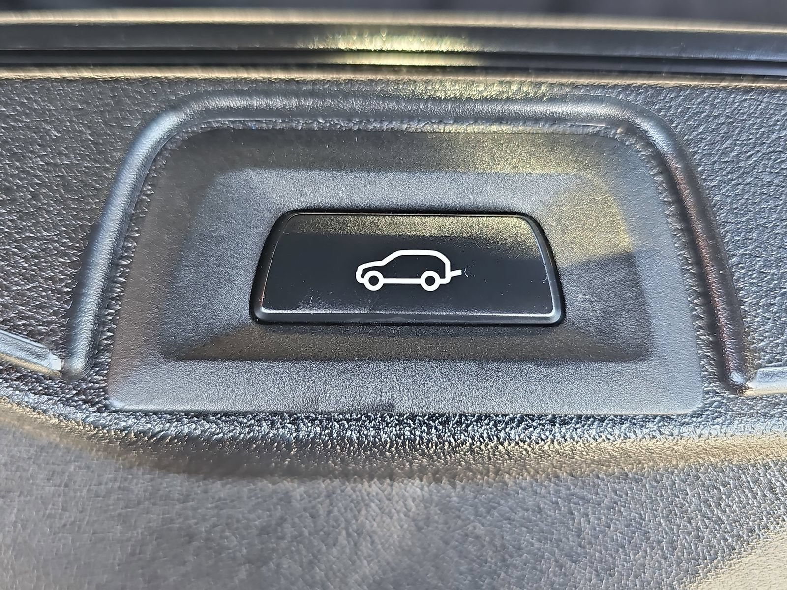 Used 2021 BMW X5 xDrive40i w/ Convenience Package AWD/4WD image 13