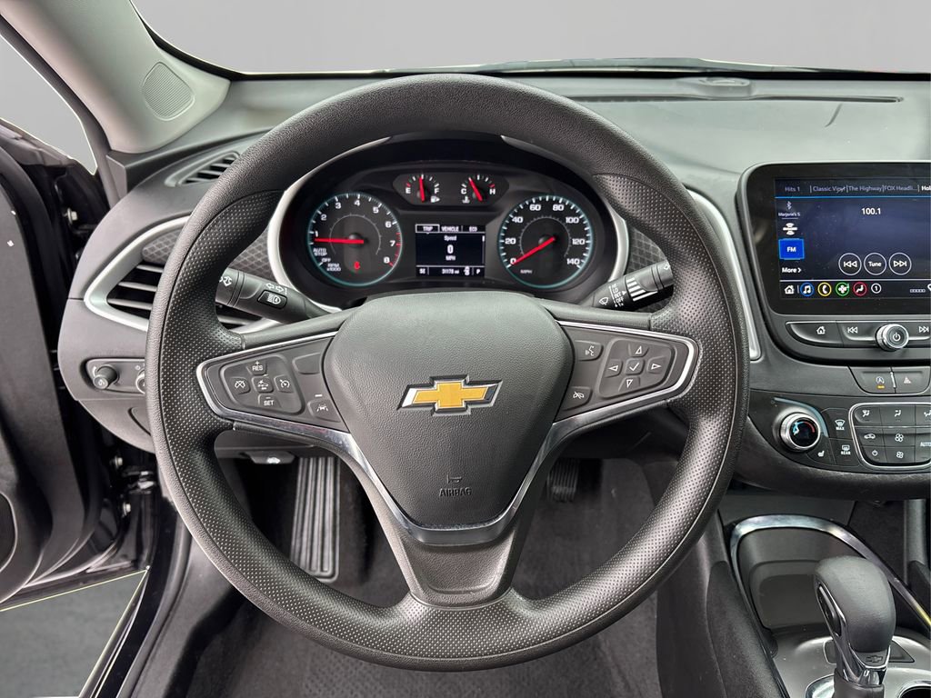Used 2025 Chevrolet Malibu LT image 23