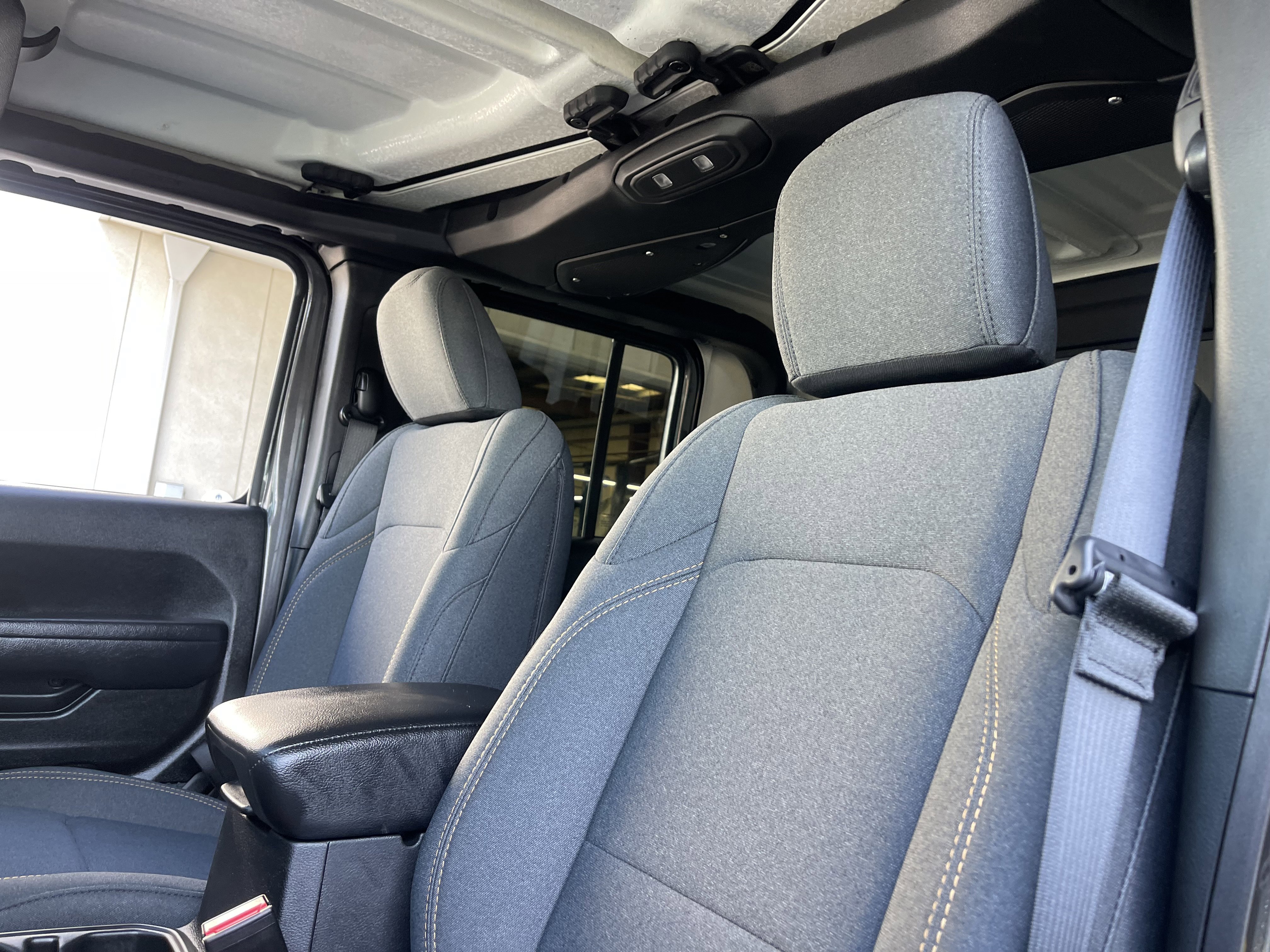 New 2026 Jeep Gladiator Sport AWD/4WD image 14