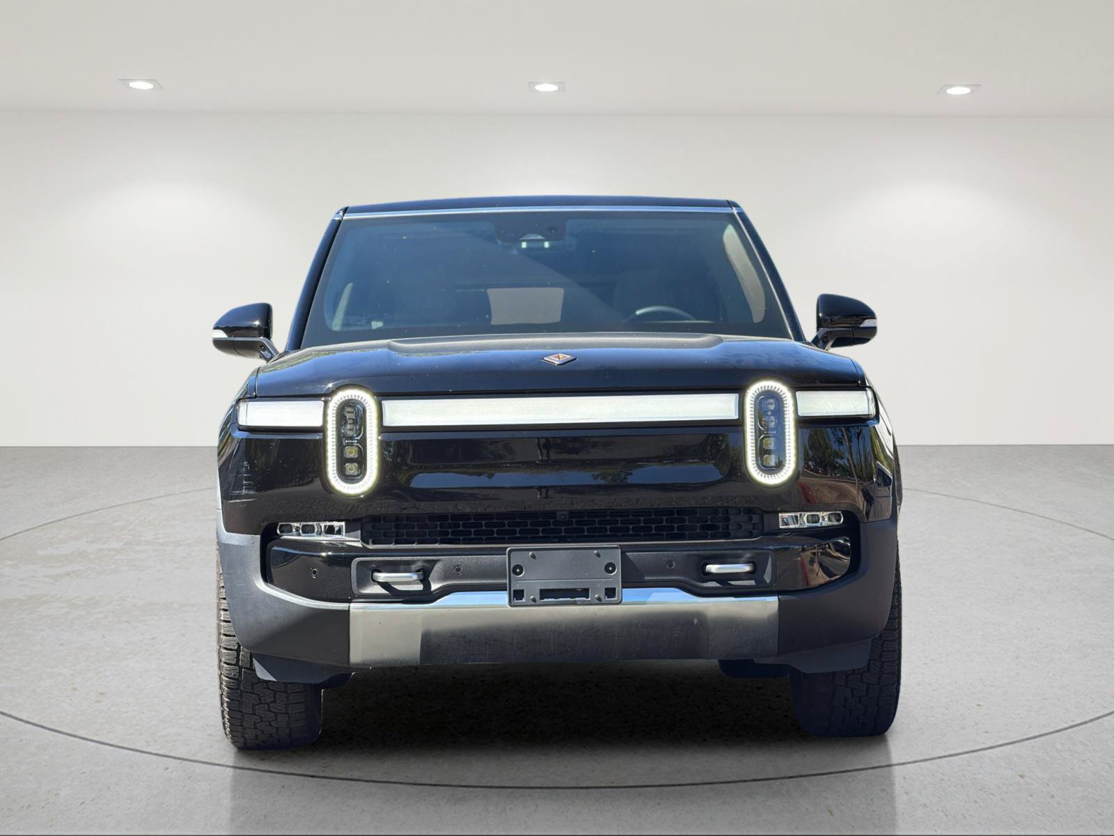 Used 2023 Rivian R1S Adventure Quad AWD/4WD image 8