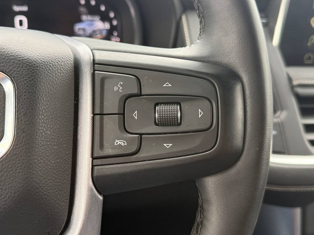 Used 2023 GMC Yukon SLT w/ SLT Luxury Package AWD/4WD image 26