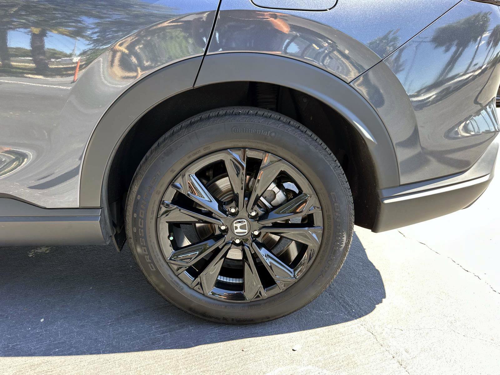 Used 2024 Honda CR-V Sport Touring image 12