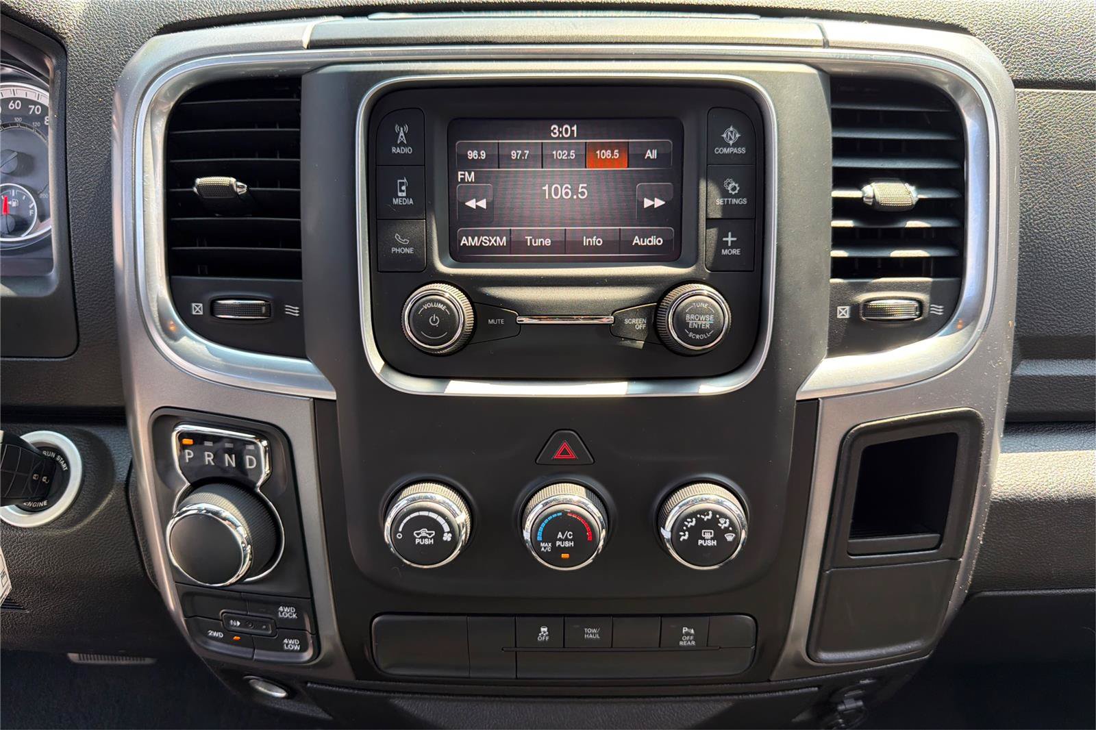 Used 2022 RAM 1500 Warlock AWD/4WD image 13