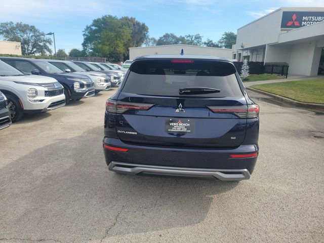 New 2026 Mitsubishi Outlander SE image 5