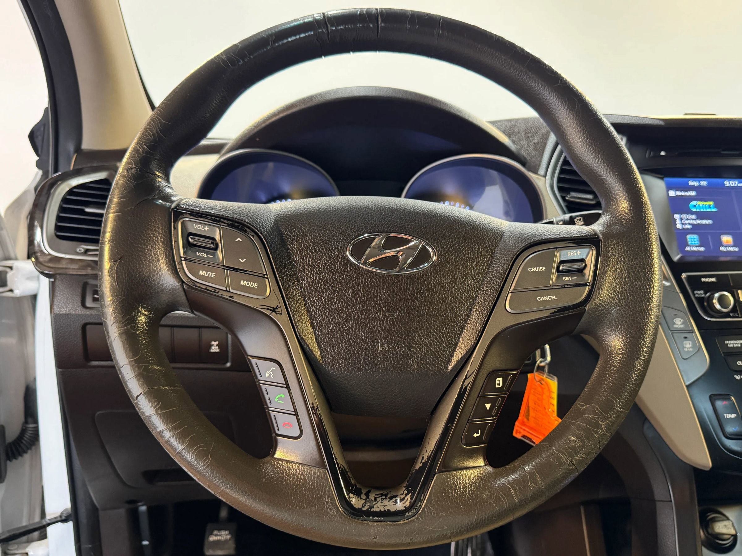 Used 2017 Hyundai Santa Fe Sport image 13