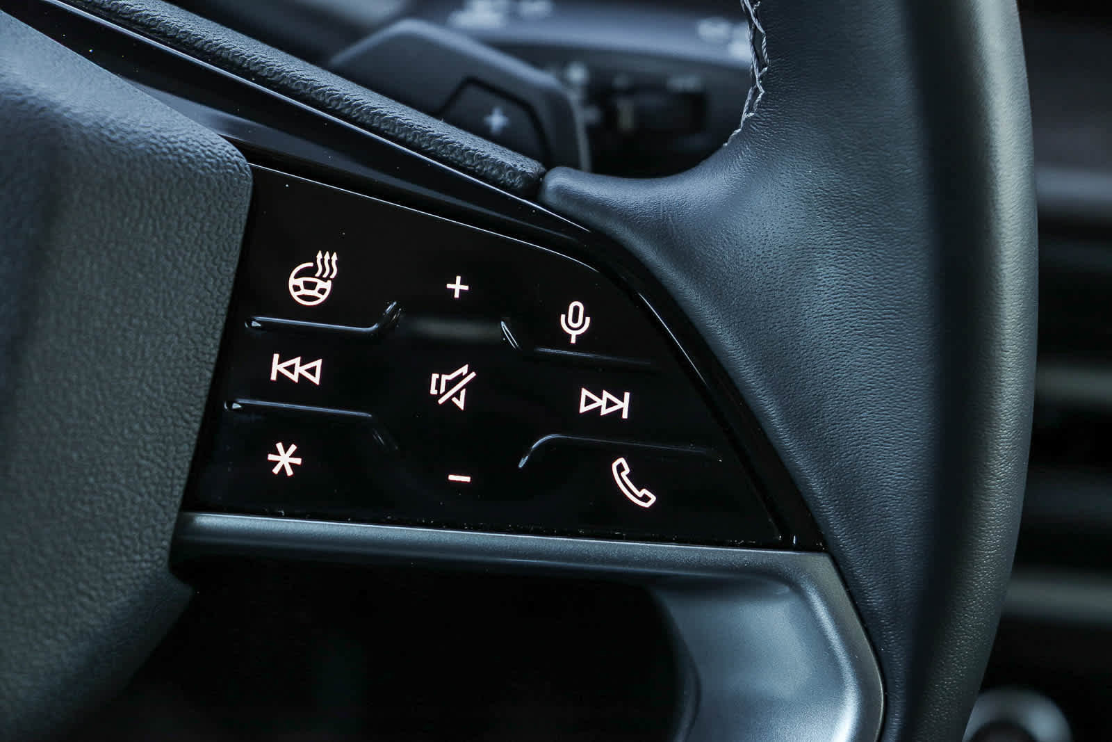 Used 2025 Audi Q5 Premium w/ Convenience Package image 19