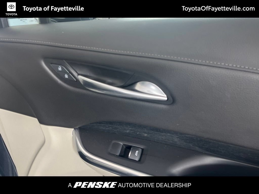 Used 2019 Cadillac XT4 Premium Luxury w/ Driver Awareness Package FWD image 10